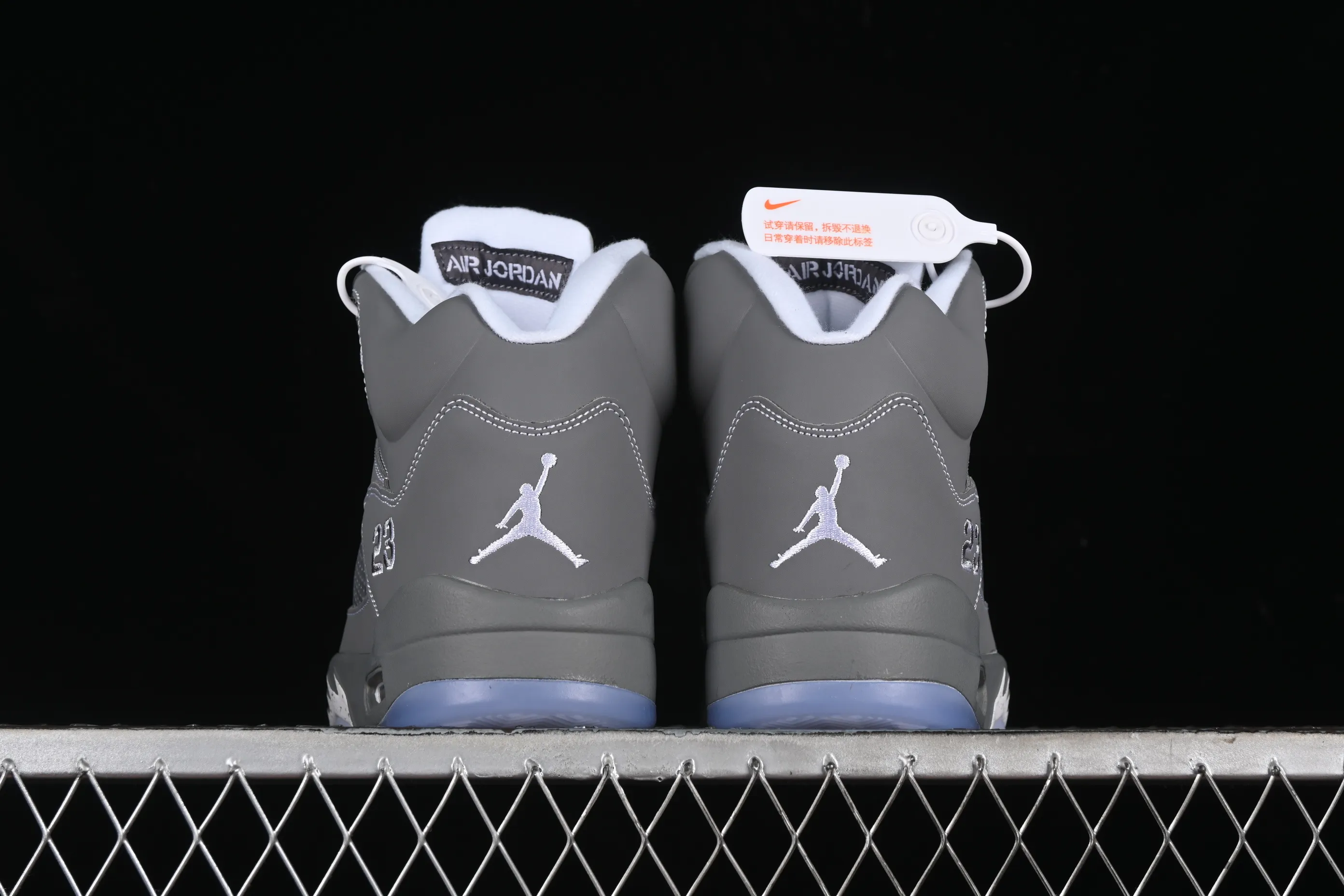 All categories Air Jordan Jordan series basketball shoes Air Jordan 5 Air Jordan 5 Retro AJ5 Joe 5 wolf gray color 136027-005